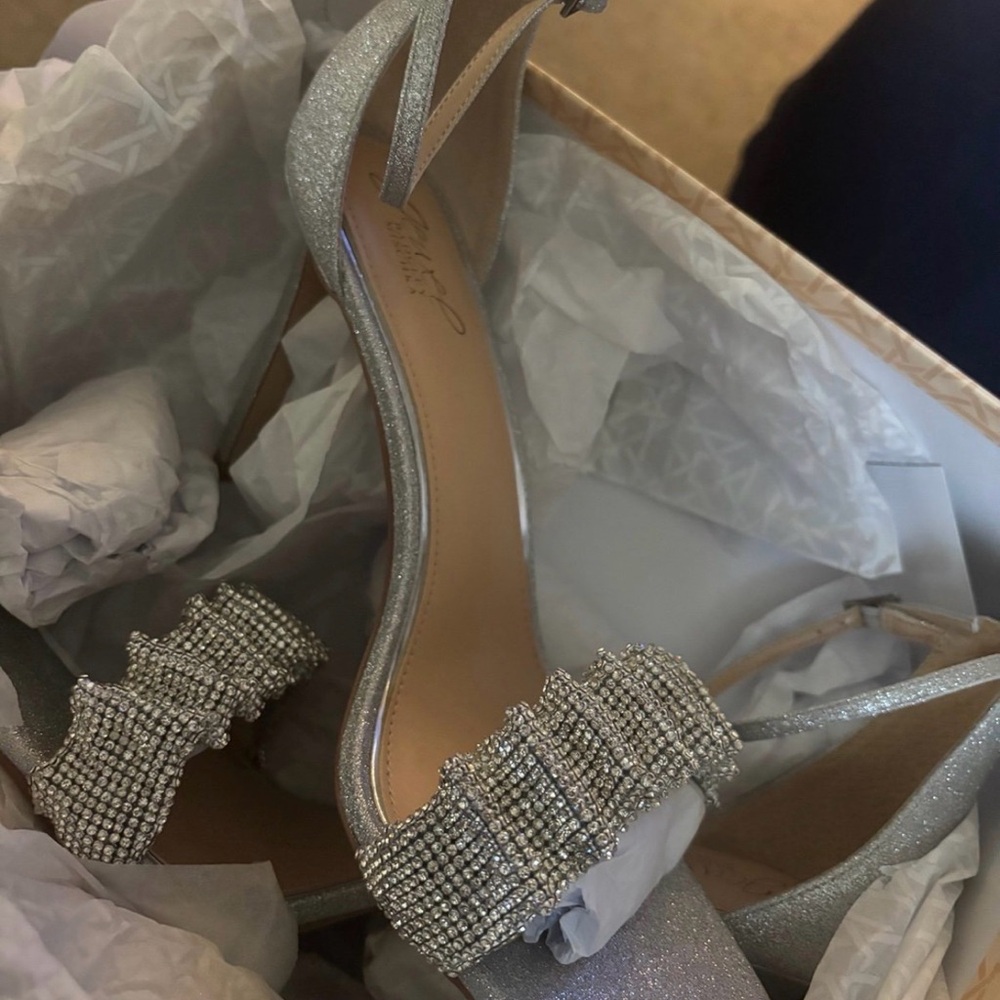 Jewel Badgley Mischka Glittering Silver Heels